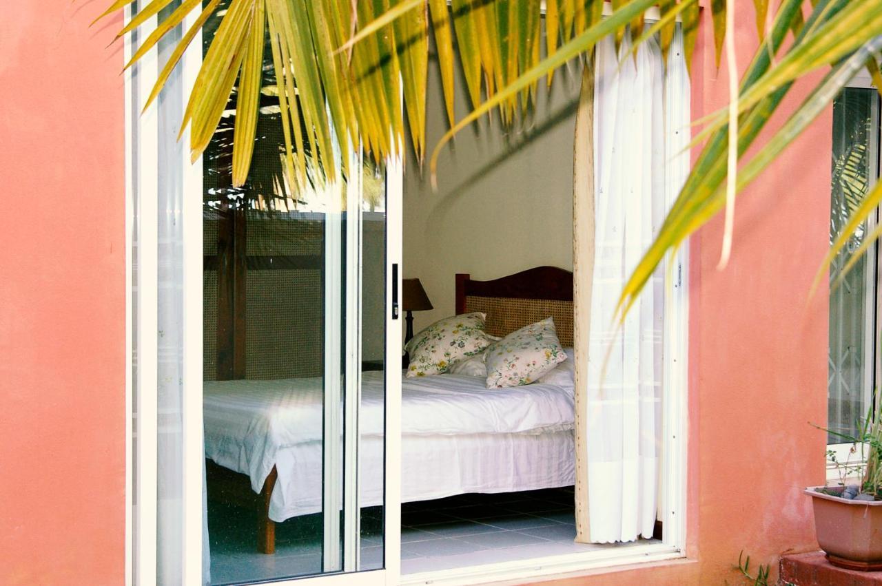 Lovely Beachfront Boutique Apartment Flic-en-Flacq Kültér fotó
